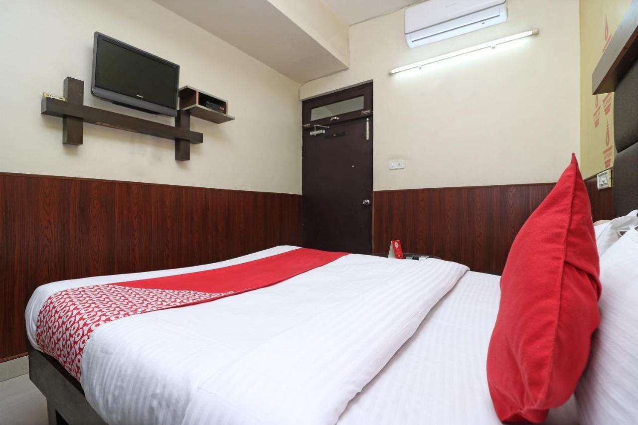 Oyo 2075 Hotel Kota Royal Екстер'єр фото