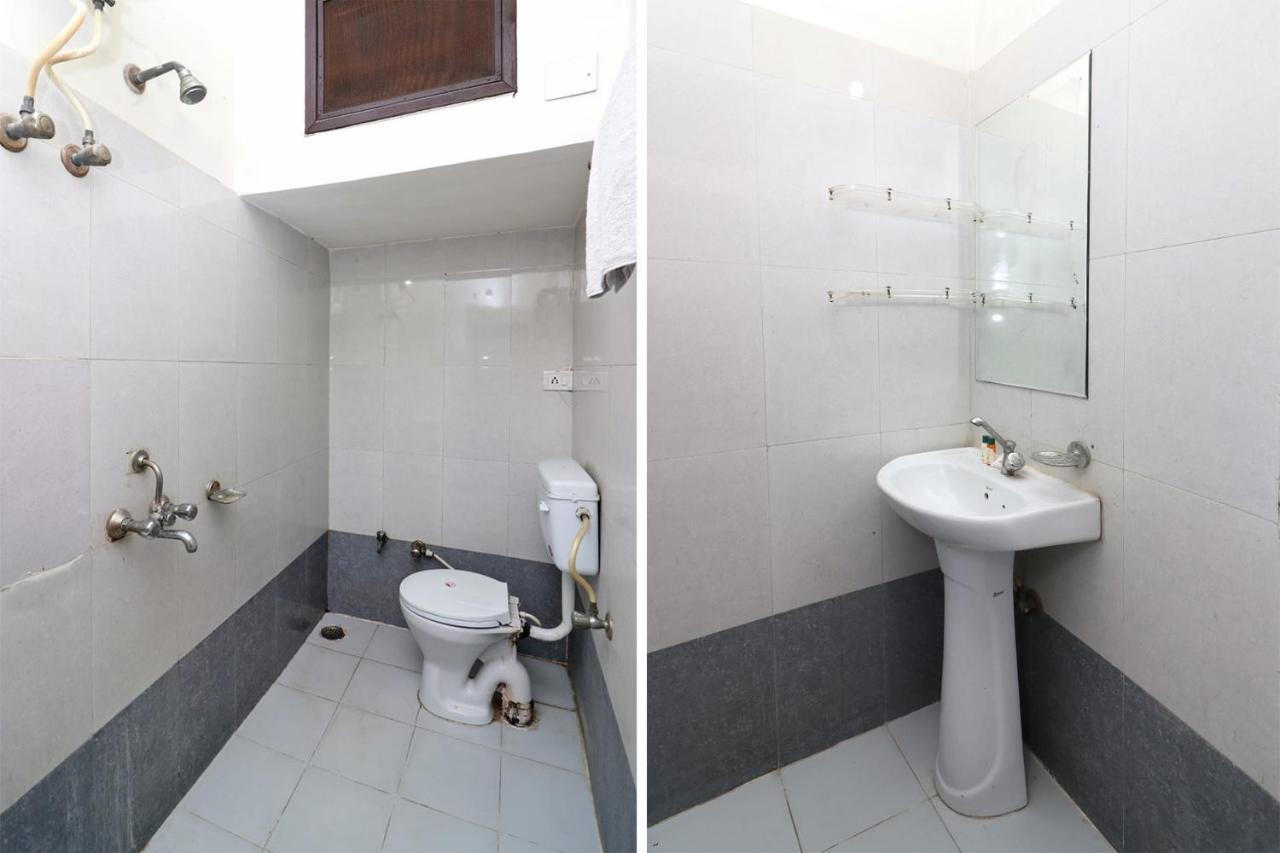 Oyo 2075 Hotel Kota Royal Екстер'єр фото